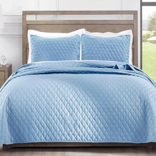 This versatile light blue quilt set is perfect for all seasons, particularly during summer or warm weather when paired with a sheet or blanket. It can also function as a bedspread or coverlet, making it ideal for a child's bedroom or a teen's den.
