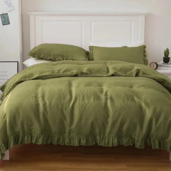 Transform your child or teenager's bedroom into a cozy oasis with this Olive Green Vintage French Linen Duvet Cover Set. Made from 100% linen, this cover boasts excellent heat dissipation and is both breathable and absorbent. With its soft and durable fabric, it will only become even more comfortable after each wash.