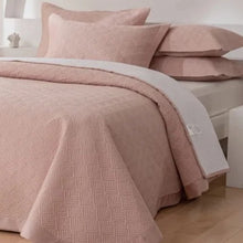 Load image into Gallery viewer, For a comfortable and elegant touch to your little one&#39;s room, take a look at our pink Tencel Bedspread. Crafted from smooth and luxurious tencel, this queen size 3-piece bedspread provides both coziness and fashion.
