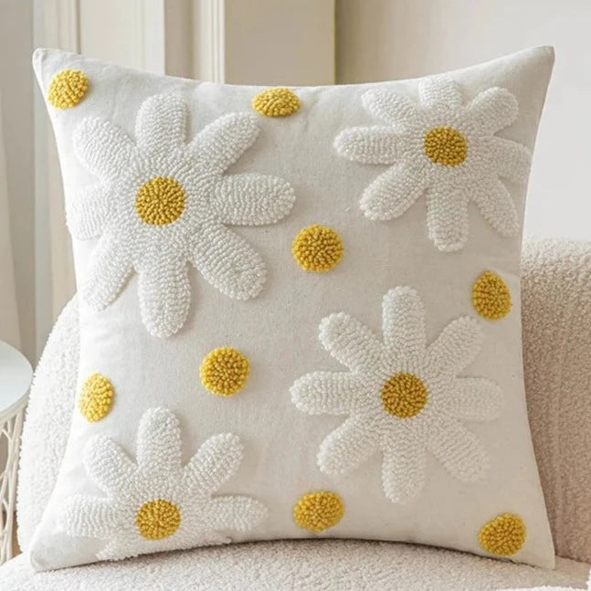 This pillow cover is basically the bee's knees with its adorable daisy design and soft polyester/cotton material. Oh, and did we mention it's both removable? Winning. And let's not forget about the tufted detail, for an extra touch of pizzazz. Pillow insert not included. 