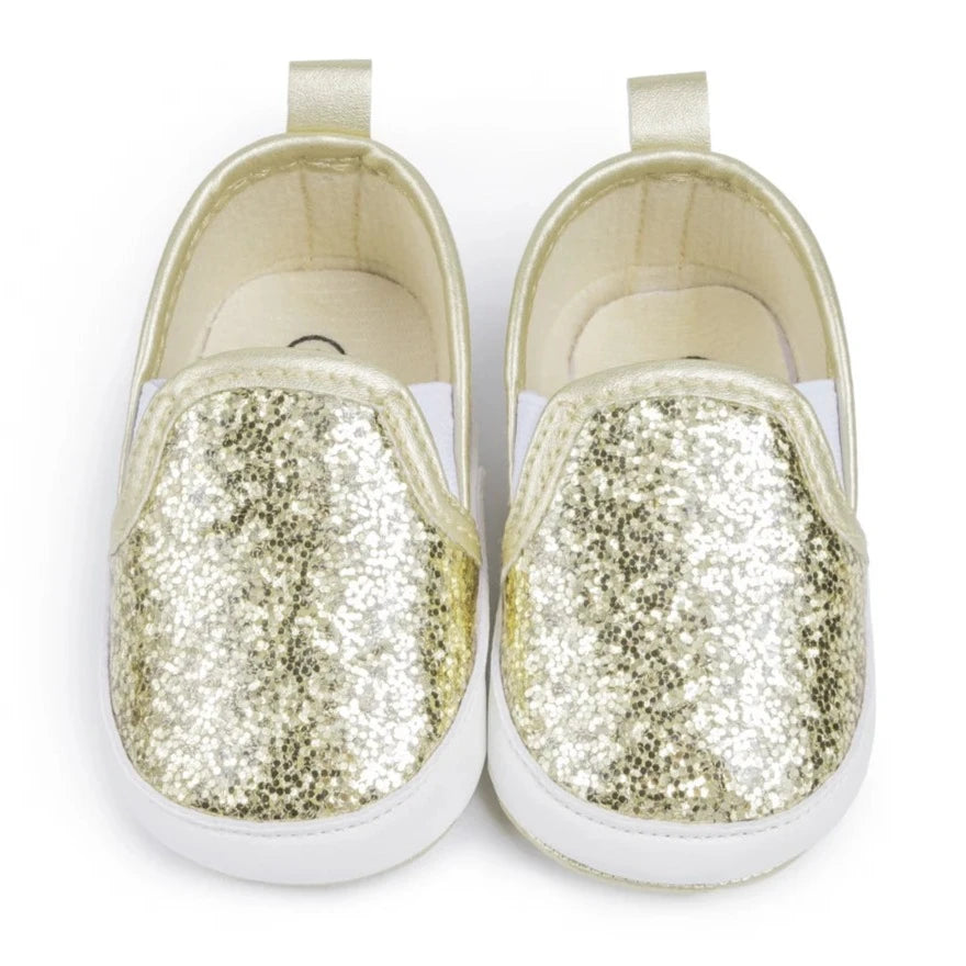 Not only will your little angel look fashionable in these stylish gold, silver and white baby loafers, but they will also stay safe and comfortable with their anti-slip, soft-sole design. Perfect for newborns up to 18 months, these shoes are easy to put on and take off, making your life as a busy parent a little easier. Provide your child with both fashion and function with our sparkling loafers in multiple colors and sizes.