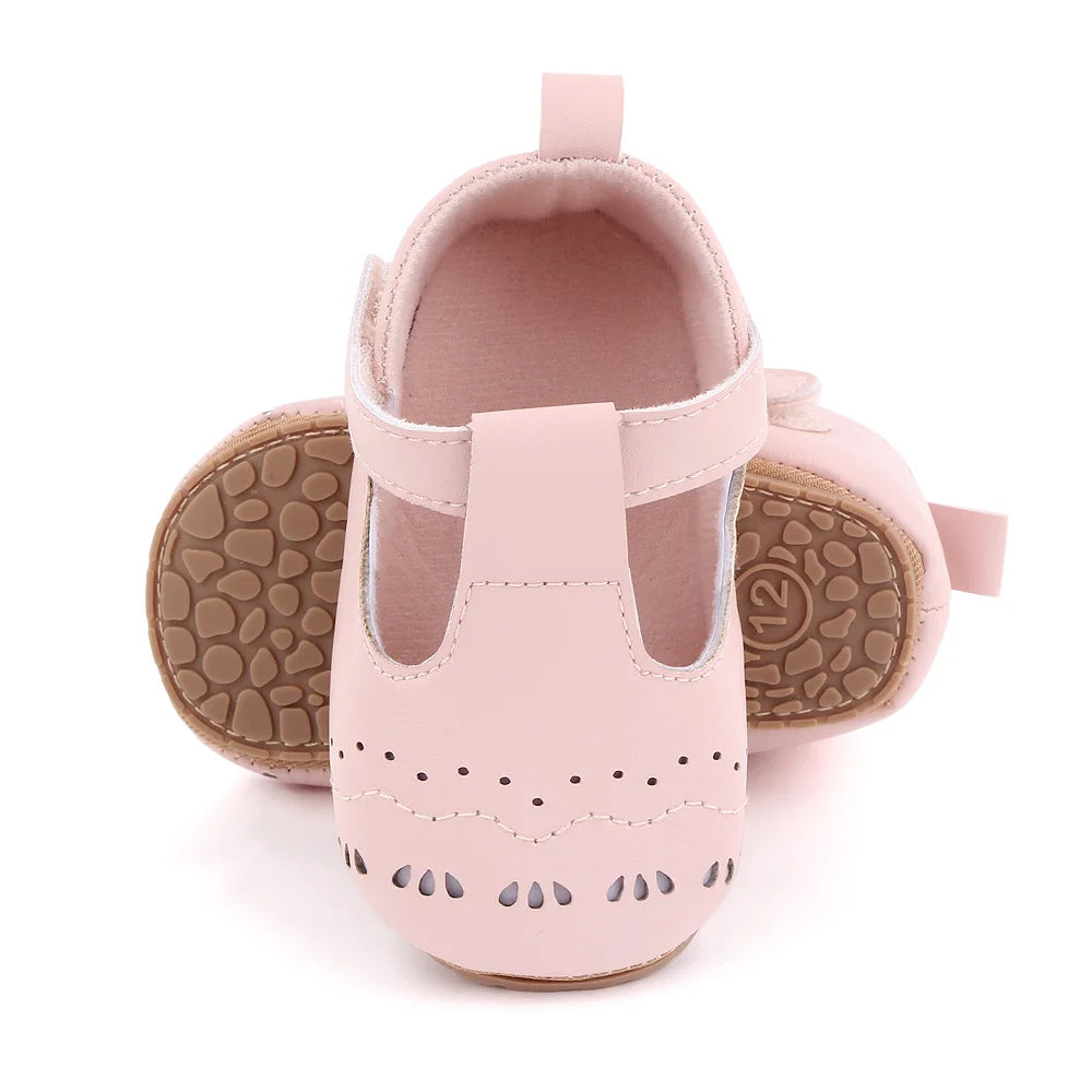 Elevate your baby's wardrobe with our stylish Palm Beach Baby Sandals, available in multiple sophisticated colors including black, white, pink, and brown. These sandals are perfect for first-time walkers, adding a touch of luxury to their every step