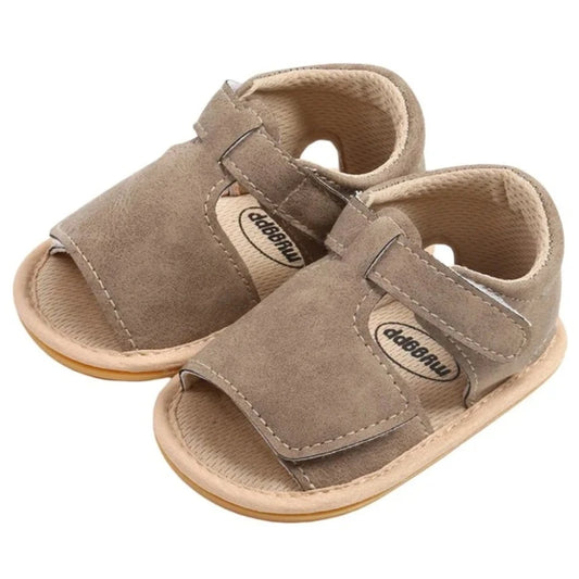 Made with soft materials and designed especially for newborns to 18 month olds, they are the perfect addition to any baby's wardrobe. Your little one will look and feel great while wearing these sandals, and you'll love the convenience of finding a quality pair of shoes that will grow with them. Don't miss out on giving your baby the best sandals for their growing feet!