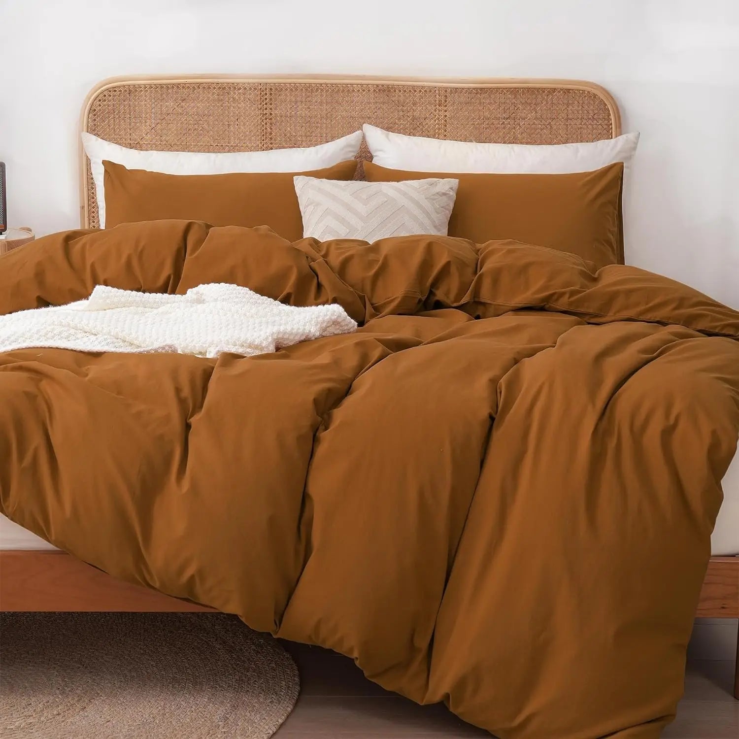 Discover the perfect rust colored queen size cotton duvet cover set for your child. With its breathable and moisture-absorbing fabric, this set is both practical and luxurious. The special treatment process ensures an even softer and more comfortable feel. Transform your child's room into a cozy and inviting oasis with this must-have bedding set!