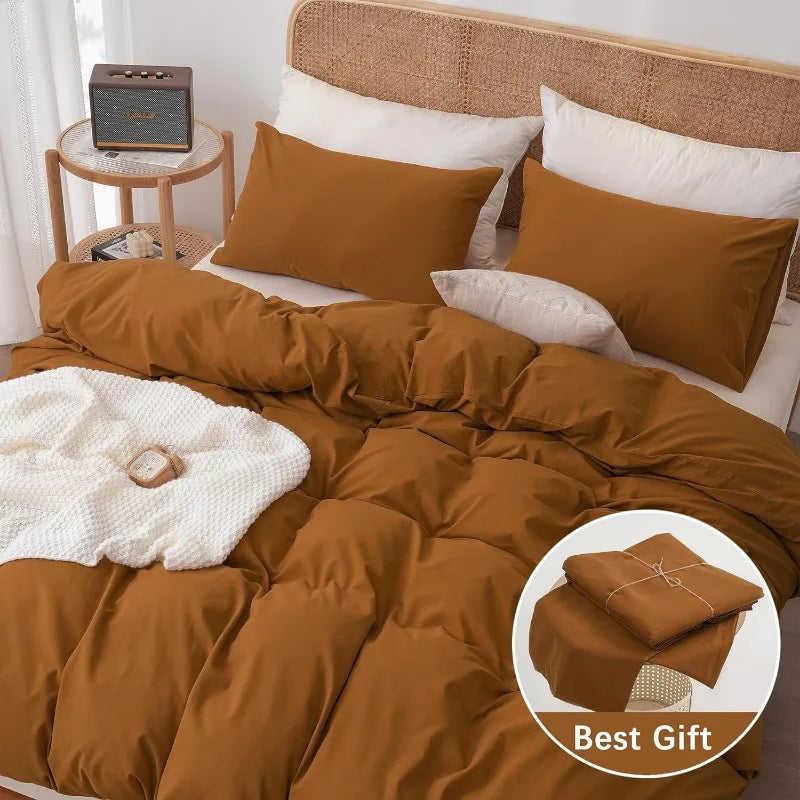 Discover the perfect rust colored queen size cotton duvet cover set for your child. With its breathable and moisture-absorbing fabric, this set is both practical and luxurious. The special treatment process ensures an even softer and more comfortable feel. Transform your child's room into a cozy and inviting oasis with this must-have bedding set!