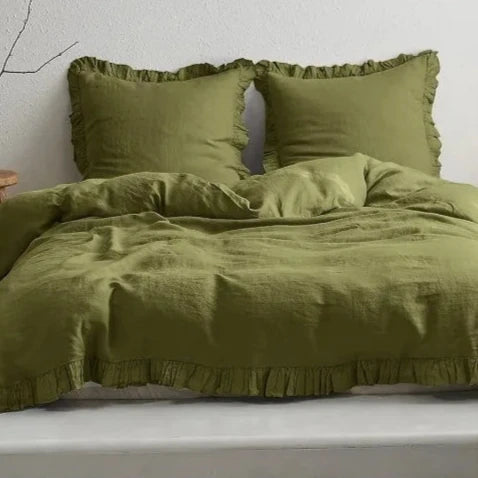 Transform your child or teenager's bedroom into a cozy oasis with this Olive Green Vintage French Linen Duvet Cover Set. Made from 100% linen, this cover boasts excellent heat dissipation and is both breathable and absorbent. With its soft and durable fabric, it will only become even more comfortable after each wash.