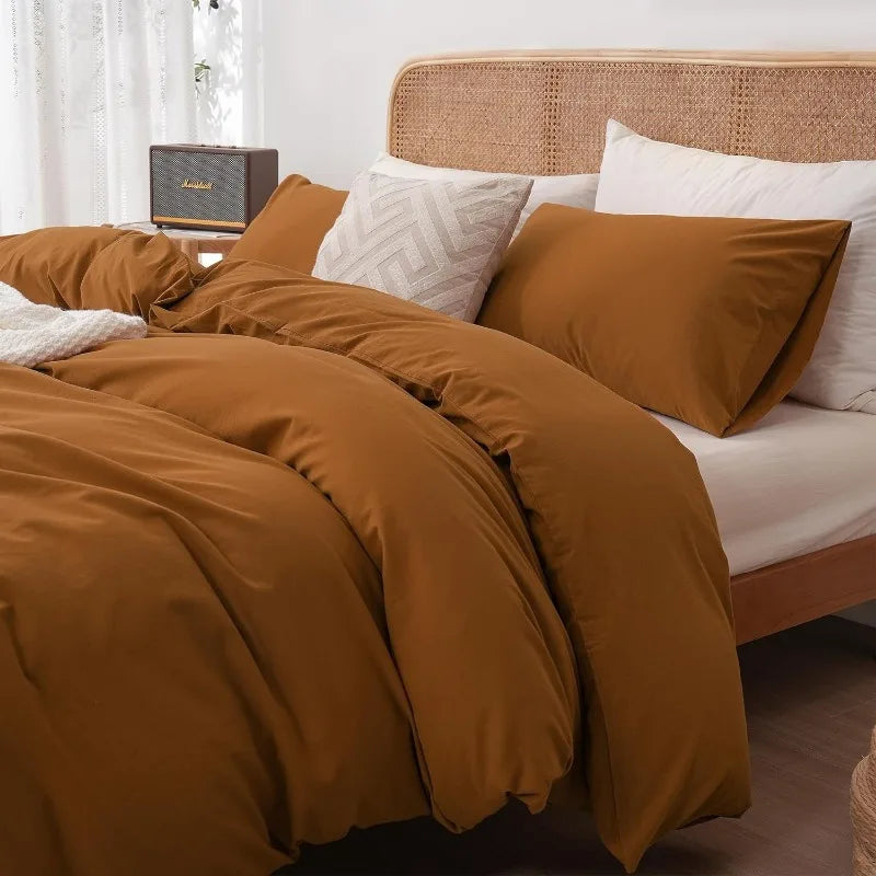 Discover the perfect rust colored queen size cotton duvet cover set for your child. With its breathable and moisture-absorbing fabric, this set is both practical and luxurious. The special treatment process ensures an even softer and more comfortable feel. Transform your child's room into a cozy and inviting oasis with this must-have bedding set!