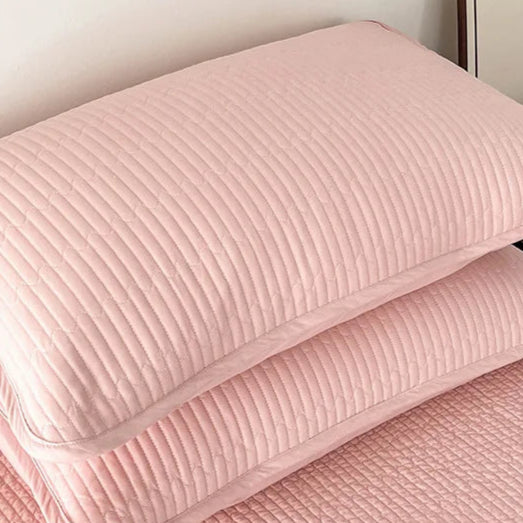 This premium pink quilt, crafted from 100% cotton with intricate embroidery, is perfect for enhancing your child's bedroom. Available in twin, full, queen, and king sizes, it offers both comfort and style tailored to your needs.