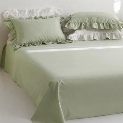 Elevate your child's bedroom with this soft sage green luxury bedding set crafted from 100% Egyptian cotton. Available in queen and king sizes, this duvet cover offers both comfort and durability for a restful night's sleep.