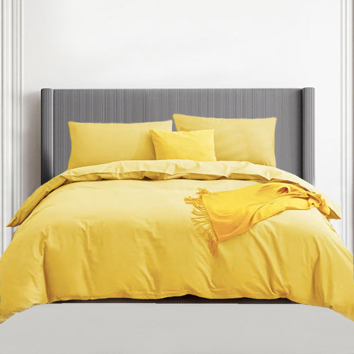 This yellow duvet cover set is perfect for your kid's bedroom. It can be easily cleaned and comes in various sizes. To ensure the correct fit, measure your current duvet cover. This set is resistant to fading and shrinking, and can be washed by hand or machine. Please use a wash temperature below 30 degrees and avoid bleaching. Low temperature tumble drying is recommended. It is advised to not wash with dark colors.