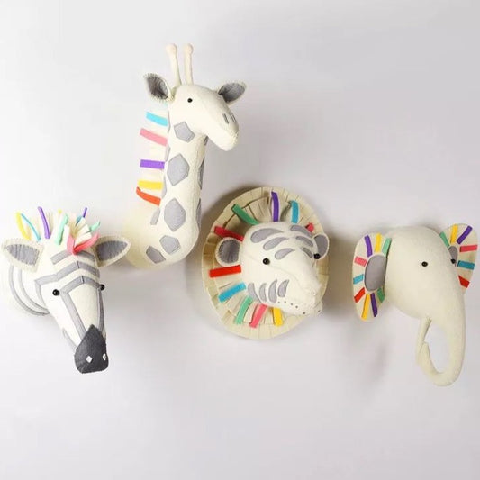 Super cool handmade colorful wall decor for your little adventurer. Material: Felt. Pink an elephant, giraffe, lion or zebra design.           