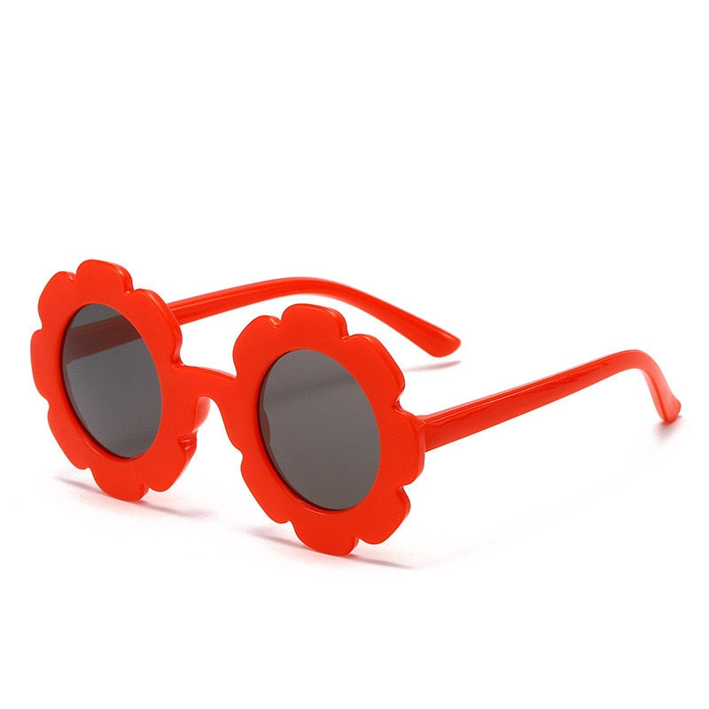 Red sunflower kids sunglasses for your little diva. These sunglasses are perfect for kids ages 3 to 9 years.