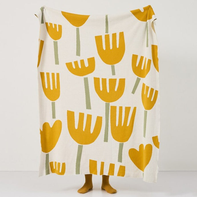Sweet knitted yellow and beige rectangular 100% cotton tulip and dandelion throw blanket in yellow or orange for your kids or baby's bedroom. Size: 50 x 62 inches (130 x 160 inches)