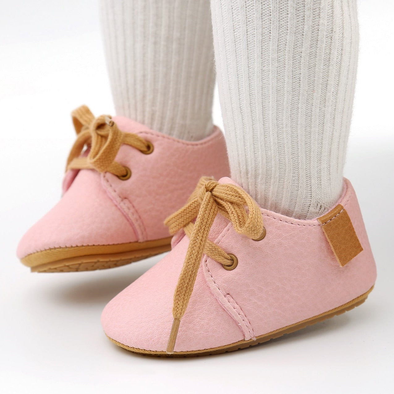 Rubber sole anti-slip first walkers leather pink shoes for baby and toddlers age Infant Newborn to 18 months.