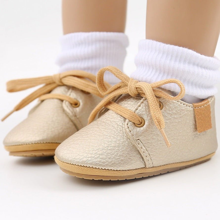 Rubber sole anti-slip first walkers leather beige shoes for baby and toddlers age Infant Newborn to 18 months.